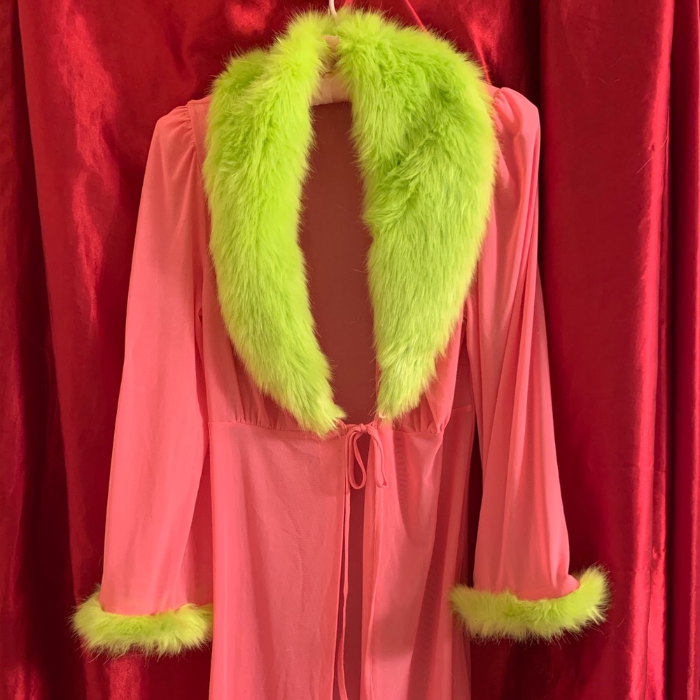 Lazyoaf sample sale robe